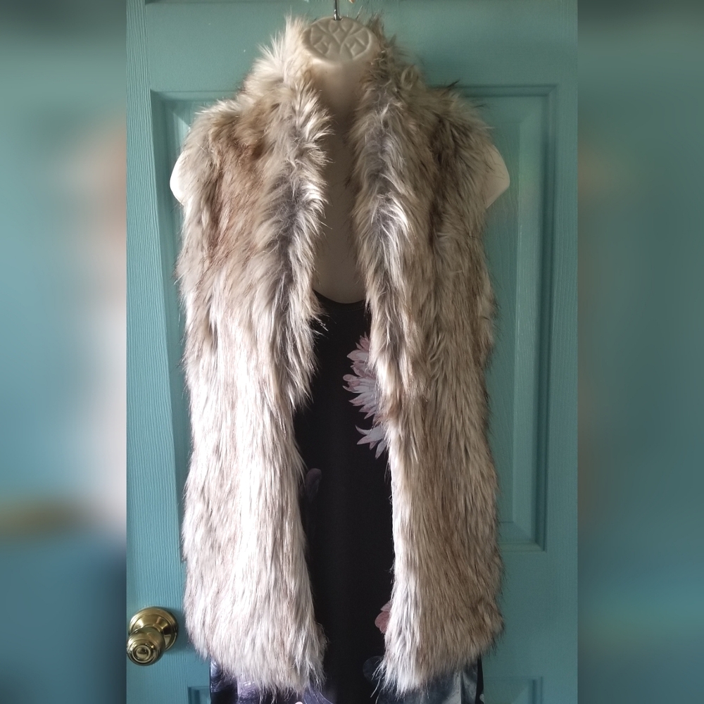 Charming Charlie's Women's Faux Fur Vest